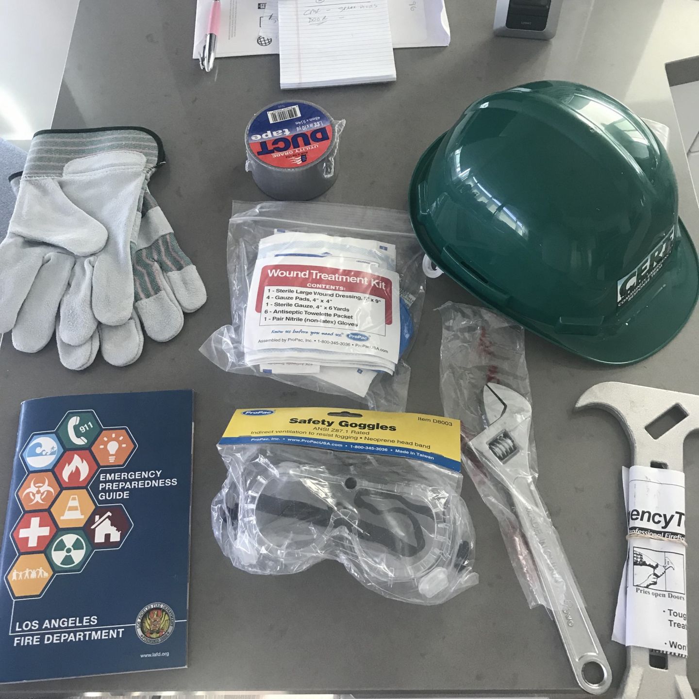 What's in your earthquake preparedness kit?